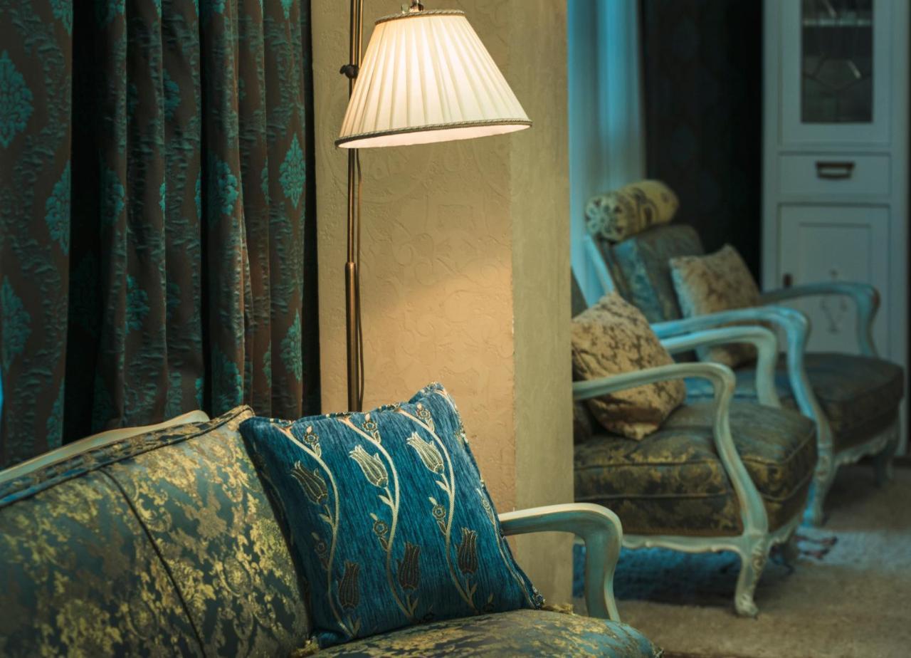 Vinotel Boutique Hotel Тбилиси Екстериор снимка
