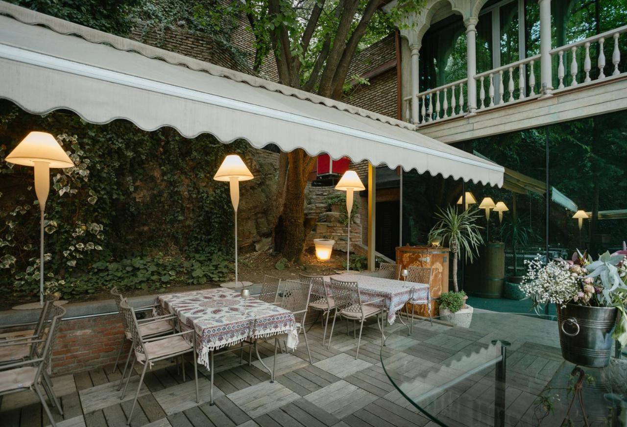 Vinotel Boutique Hotel Тбилиси Екстериор снимка