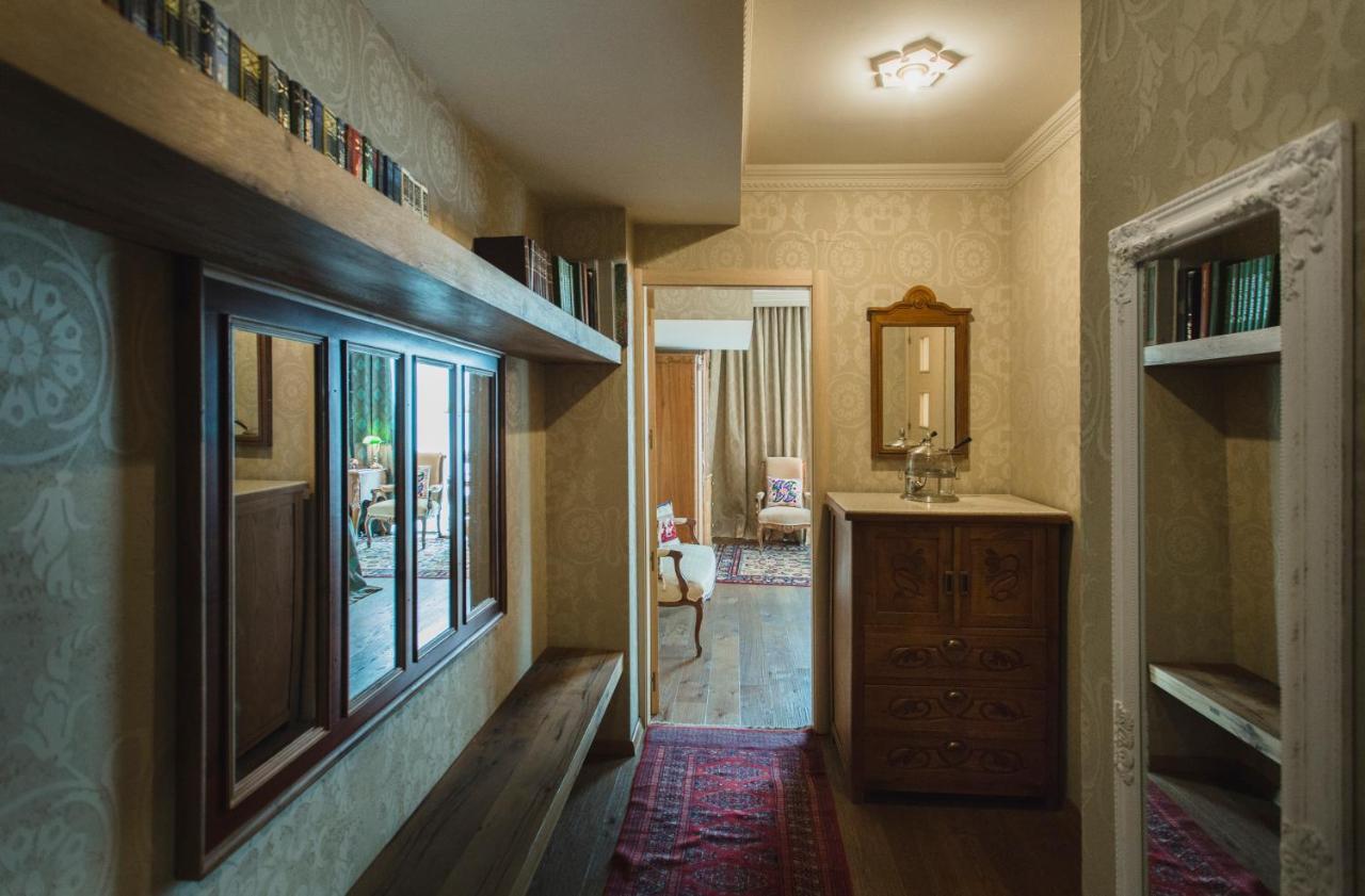 Vinotel Boutique Hotel Тбилиси Екстериор снимка